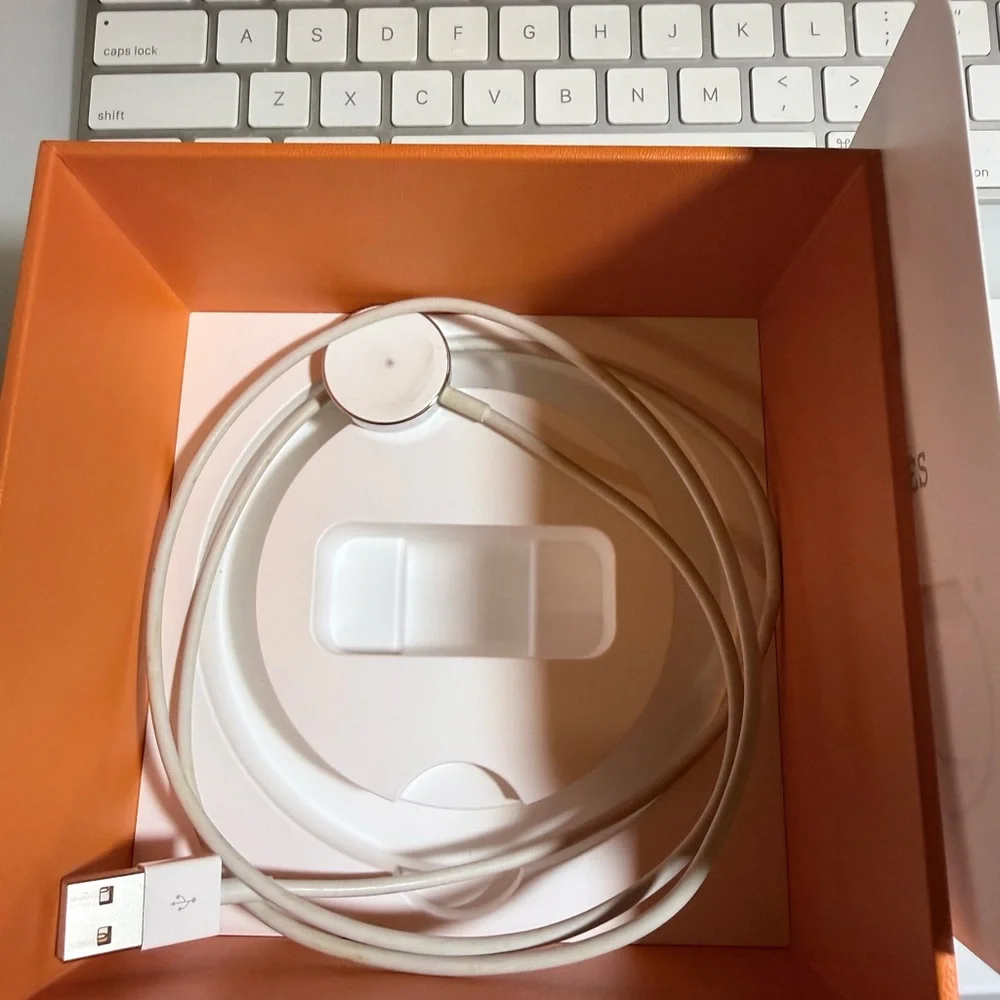 Hermès Apple Watch Series 2 - Picture 7 of 11